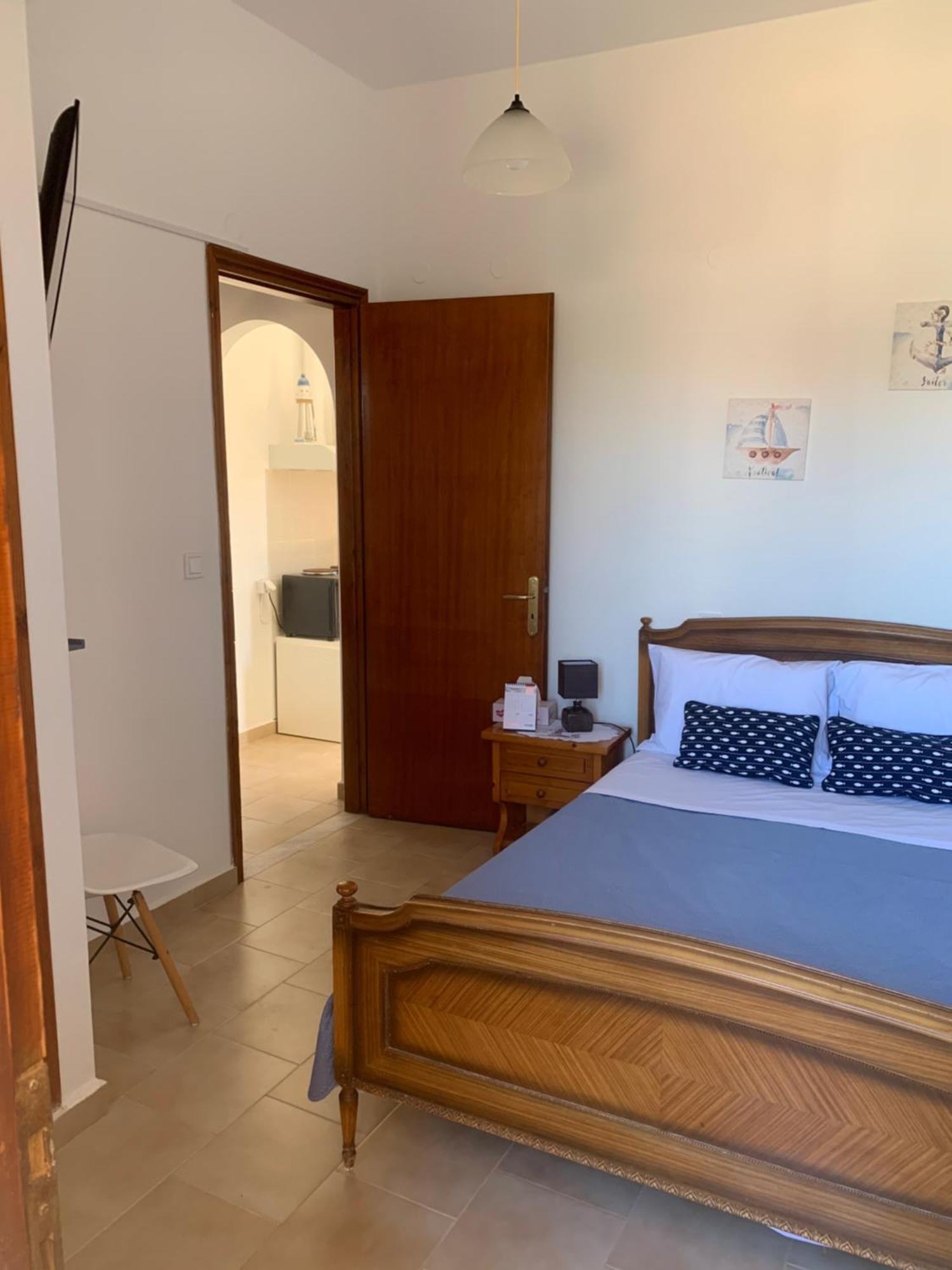 Teo 2 Apartment Goúvai Luaran gambar