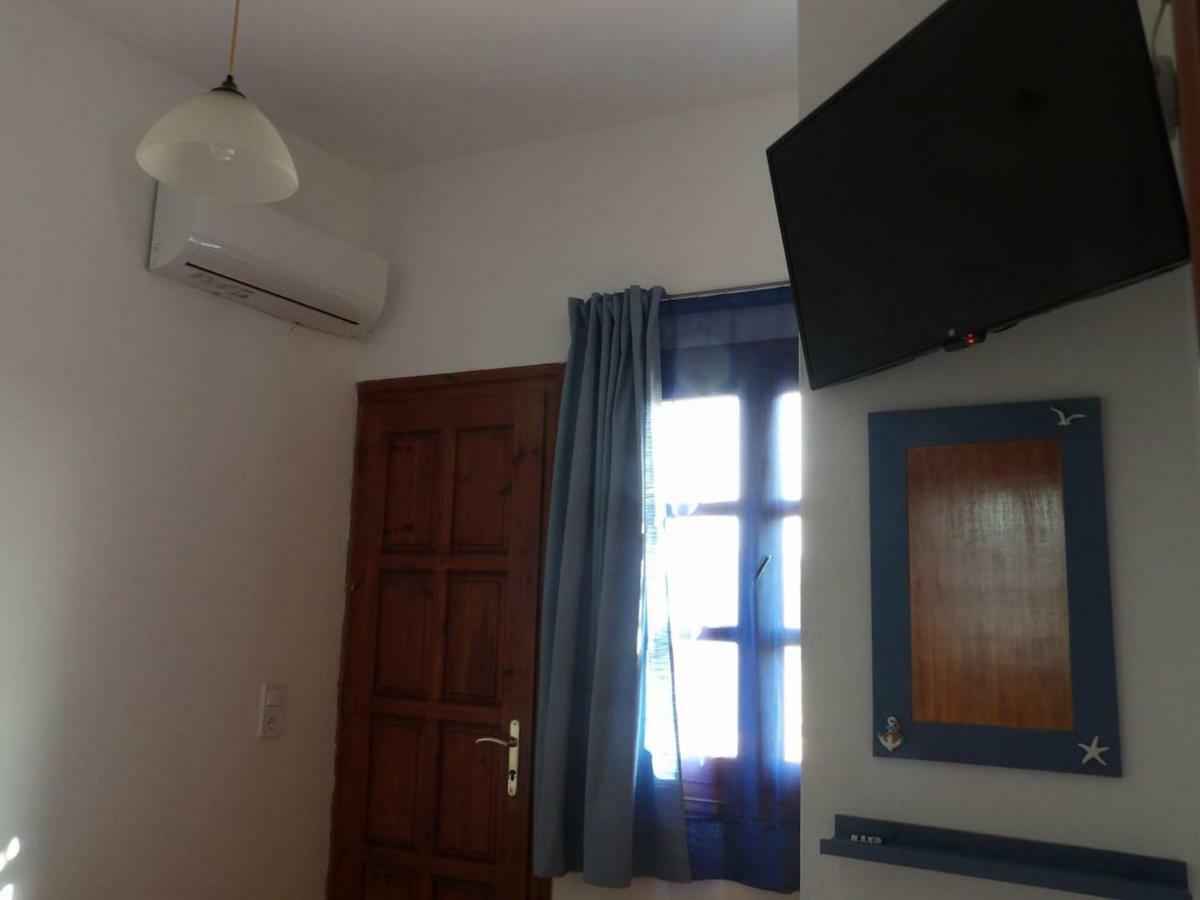 Teo 2 Apartment Goúvai Luaran gambar